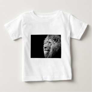 白黒ライオンポートレート – 動物写真 ベビーTシャツ