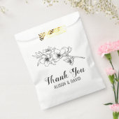 白黒ラインの花が咲くアートブランチ フェイバーバッグ (封をした状態)