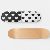 白黒ラブハートパターン スケートボード (横)
