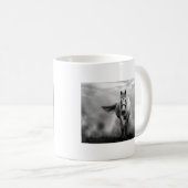 白黒ランニングズホースフリーダム コーヒーマグカップ (正面右)