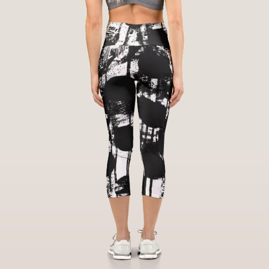 白黒レギンスと印刷されたグラフィティアート カプリレギンス (裏面)