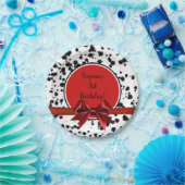 白黒レッドボウダルマティアンスポットバースデーパーティー ペーパープレート (パーティー)