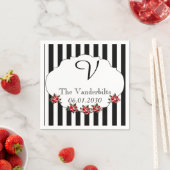 白黒レッドローズモノグラム結婚ズ スタンダードカクテルナプキン (インサイチュ)