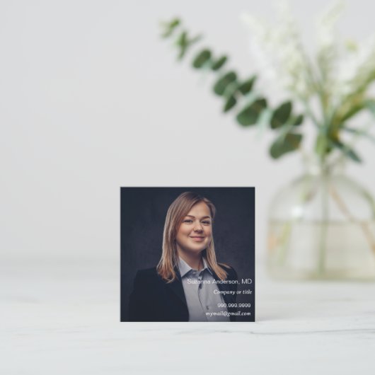 白黒ロゴ写真QRコードのソーシャルメディアのアイコン スクエア名刺 (スタンド正面)