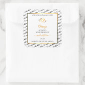 白黒ワードクラウド製品ラベルオレンジ色のハート スクエアシール (バッグ)