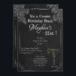 白黒ヴィンテージチョーク21stコスモ誕生日Bash 招待状<br><div class="desc">白いチョーク文字を持つ黒様々なフォント – それはコスモ誕生日バッシュ21歳の誕生日のための招待状-お祝いの週末に彼らをのレシピ – コスモポリタンのためのを背中に素晴らし。目的地素晴らしの週末パーティの招待状。黒板にチョークとヴィンテージスタイル様式化スケッチのコスモポリタンのカクテル</div>