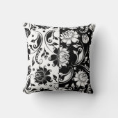 白黒ヴィンテージフローラダマスク クッション (正面)