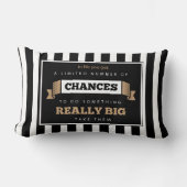 白黒ヴィンテージモダン感動的引用文 ランバークッション (正面)