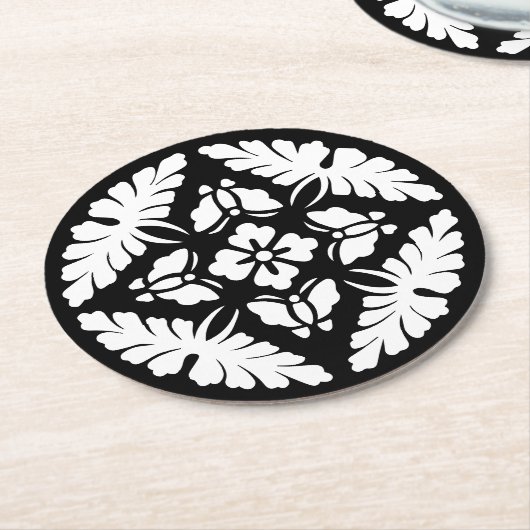 白黒ヴィンテージ装飾デザイン結婚ズ ラウンドペーパーコースター (アングル)