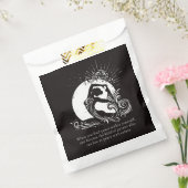 白黒一足歩行キングピジョンヨガポーズロゴ フェイバーバッグ (封をした状態)