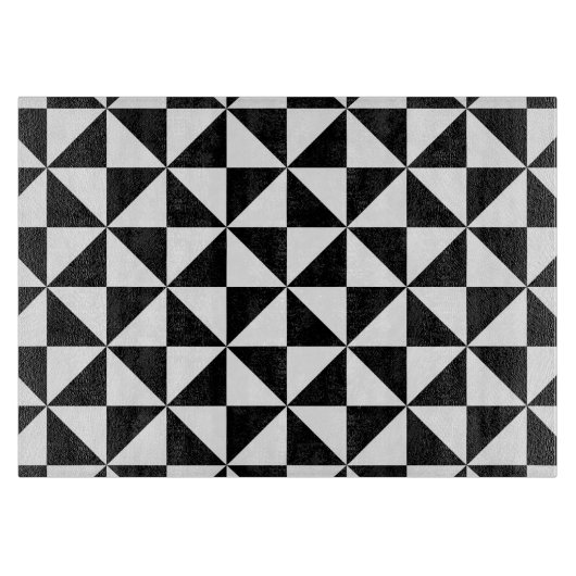 白黒三角形パターン カッティングボード (正面)