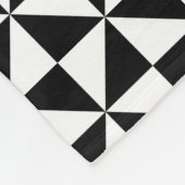 白黒三角形パターン フリースブランケット (角)