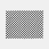 白黒中サイズ水玉模様 フリースブランケット (正面(横))