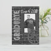白黒写真のヴィンテージの卒業 招待状 (スタンド正面)