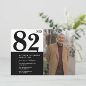 白黒写真を使用した82歳の誕生日招待状 招待状 (スタンド正面)