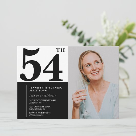 白黒写真54番目の誕生日招待状 招待状 (スタンド正面)
