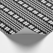 白黒北欧のクリスマスのセーターパターン ラッピングペーパー (角)