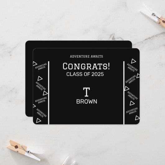 白黒卒業パーソナライズされた 招待状 (正面/裏面インサイチュ)