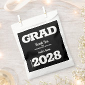 白黒卒業パーティー フェイバーバッグ (クリップ留めされた状態)