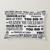 白黒卒業ワードアート装飾用クッション アクセントクッション (裏面)