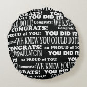 白黒卒業ワードアート装飾用クッション ラウンドクッション (裏面)