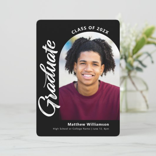 白黒卒業式4フォトアーはっきりしたチスクリプト 案内状 (スタンド正面)