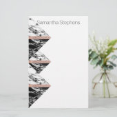 白黒大理石の三角形およびばら色の金ゴールド 便箋 (スタンド正面)