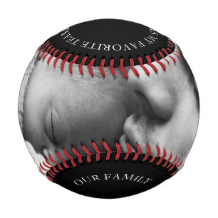 白黒家族写真の父とベビー 野球ボール