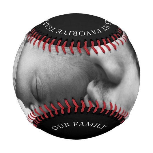 白黒家族写真の父とベビー 野球ボール (正面)