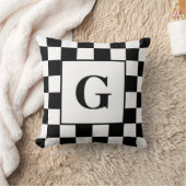 白黒市松模様に縁どモノグラム付きパターン クッション (ブランケット)