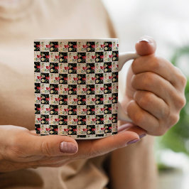白黒市松模様のフローラルピンク ユニーク コーヒーマグカップ