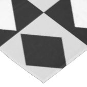 白黒幾何学的ロムバスダイヤモンド テーブルクロス (アングル)