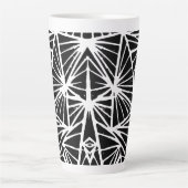 白黒抽象芸術三角形Lino Cut カフェラテマグ (正面)