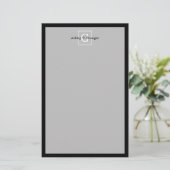 白黒枠イニシャルモノグラム 便箋 (スタンド正面)