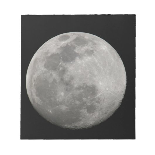 白黒満月。クレジット：アーサー ノートパッド (正面)