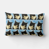 白黒猫の写真おもしろい ランバークッション (裏面)