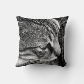 白黒猫の写真枕 クッション (裏面)