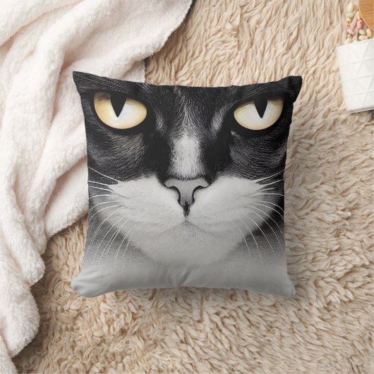 白黒猫顔枕と猫の前足のデザイン クッション (ブランケット)