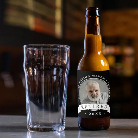 白黒素朴のリタイアおじいちゃん写真 ビールラベル