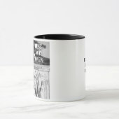 白黒素朴フォト最高のパパイニシャル マグカップ (中央)