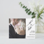 白黒結婚式のSave the Date写真 ポストカード (スタンド正面)