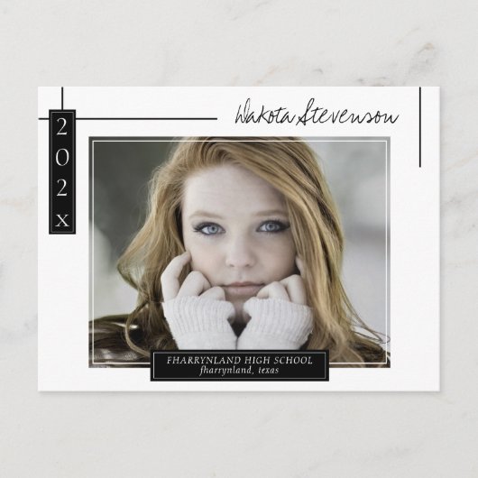白黒線ミニマル卒業写真 ポストカード (正面)