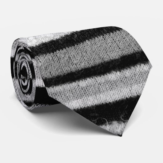 白黒編まれたストライプなヴィンテージパターン ネクタイ (ロール)