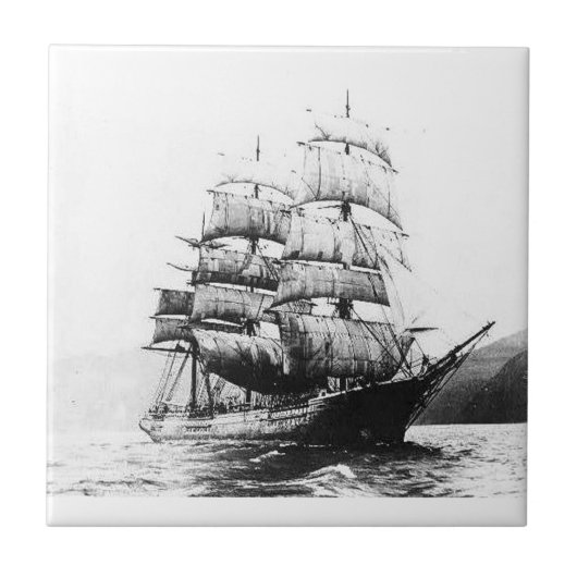 白黒船- タイル (正面)