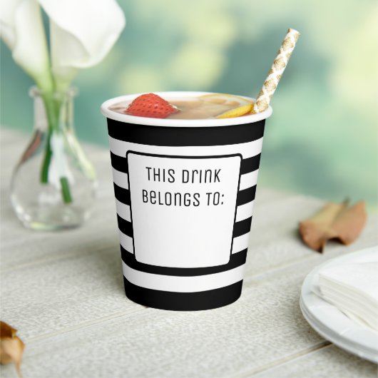 白黒酒ストライプの「この飲み物は飲み物」 紙コップ (インサイチュ)