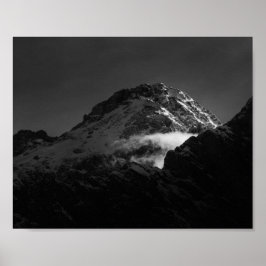 白黒風の雪の山 ポスター