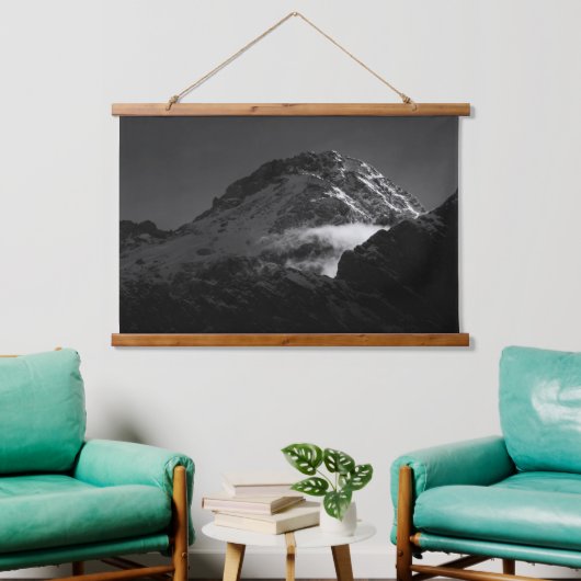 白黒風の雪の山 吊り下げ型タペストリー (リビング)