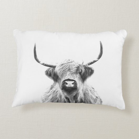 白黒高地牛動物のポートレート アクセントクッション (裏面)