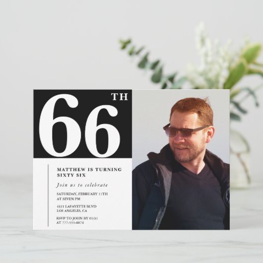 白黒66歳の誕生日招待状写真 招待状 (スタンド正面)