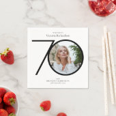 白黒70誕生日ミニマリストカスタム写真 スタンダードカクテルナプキン (インサイチュ)